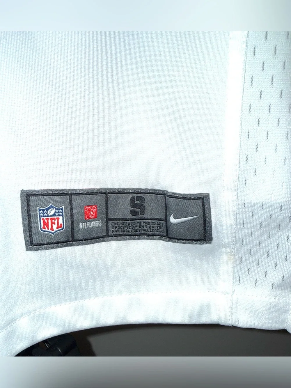 Nike Los Angeles Rams Aaron Donald #99 Alternate Game jersey, boys size S